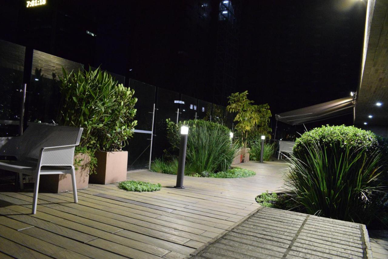 Toscano S Aparta Estudio Hospedaje Amoblado Torre 2 Equilibrium Bogota Exterior photo